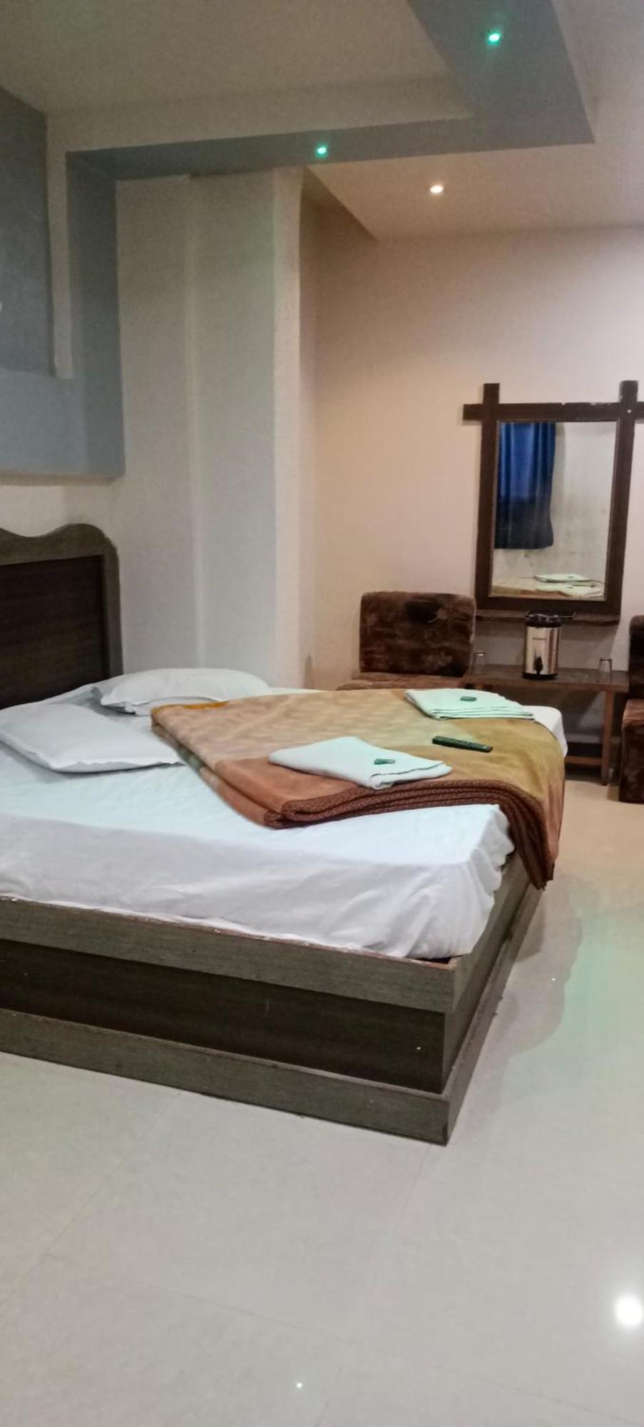 New Hotel Rajvihar Pachmarhī Esterno foto
