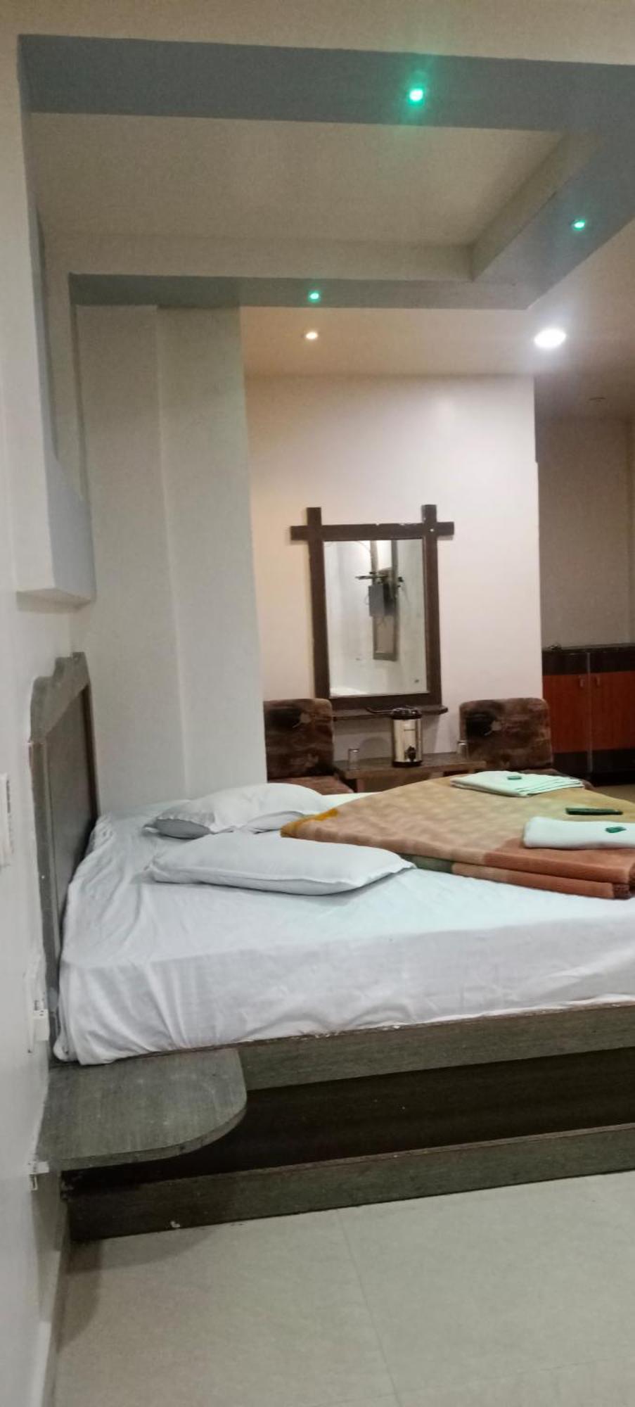 New Hotel Rajvihar Pachmarhī Esterno foto